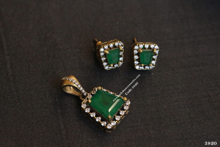 pendant set Moksha Accessories