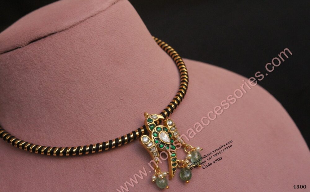 Hasli with jadaukundan pendant