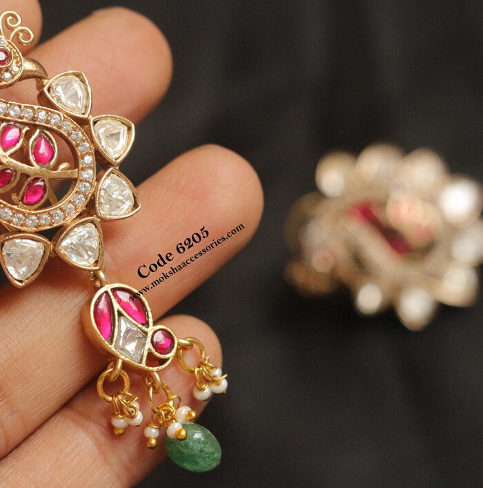Jadaukundan earrings