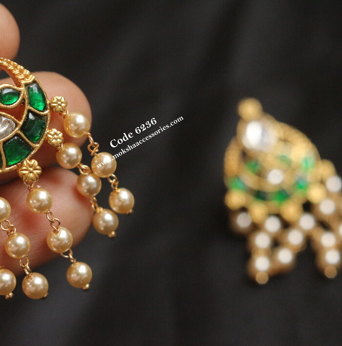 Jadaukundan earrings