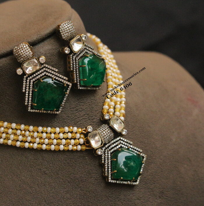 Emerald stone pendant set with real cz beads