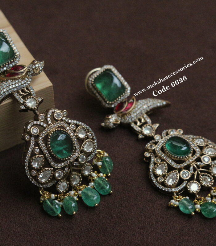 Jadaukundan earrings