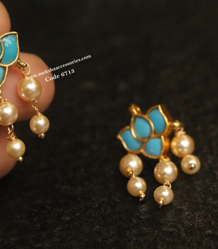 Jadaukundan earrings