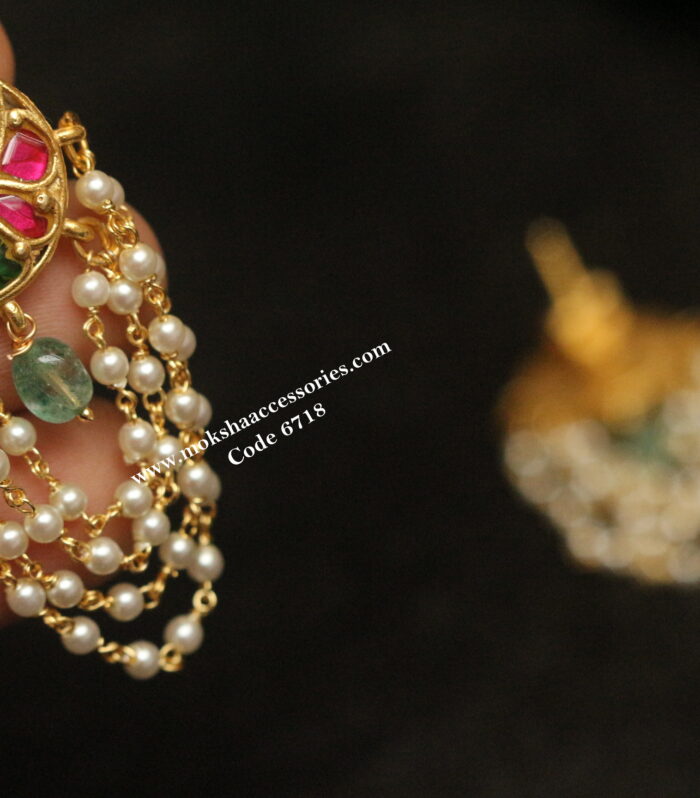 Jadaukundan earrings with pearl chain