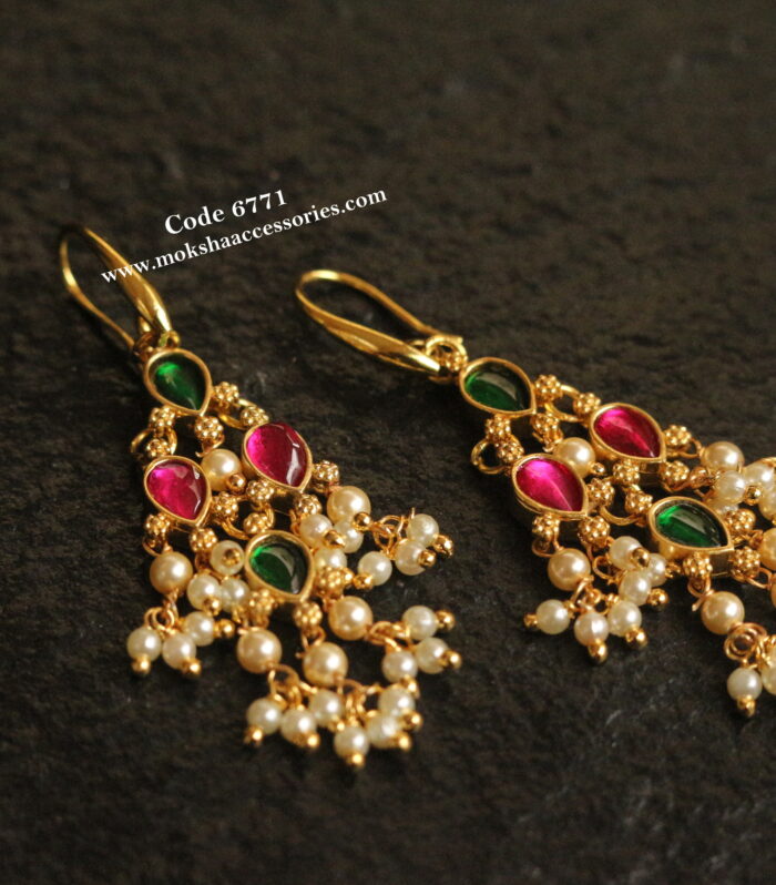 Jadaukundan earrings
