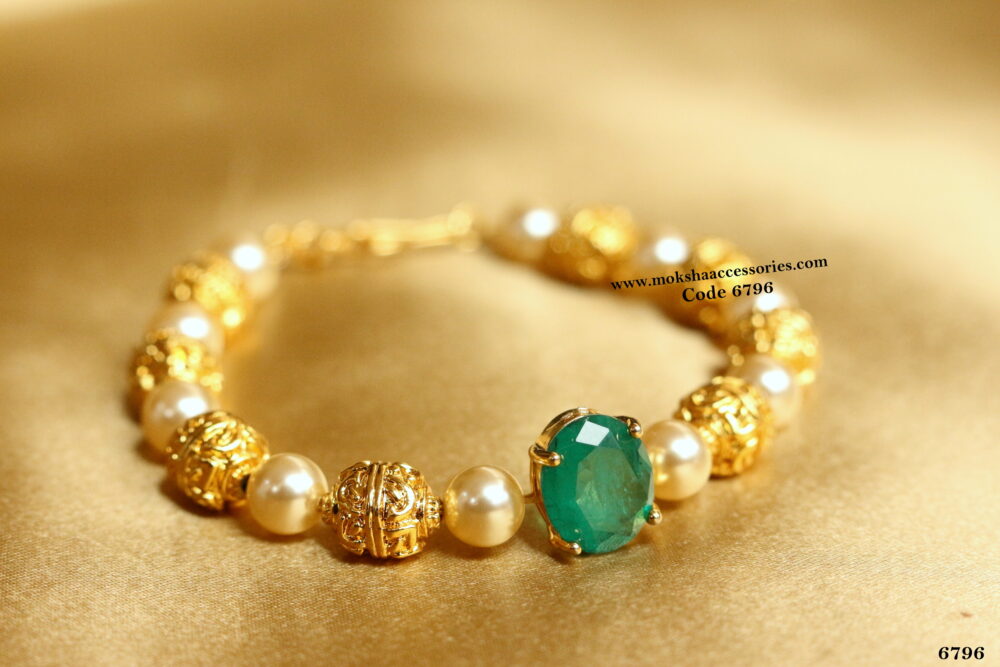 Emerald stone with gold balls and sarvoski pearl single kada (All sizes available)