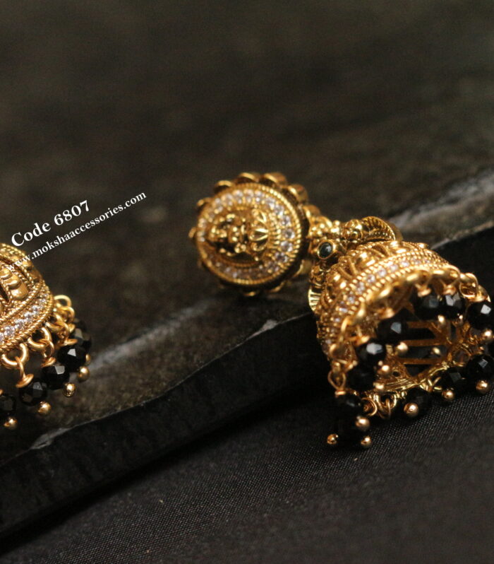 Gold Laskhmi devi jhumki with black beads