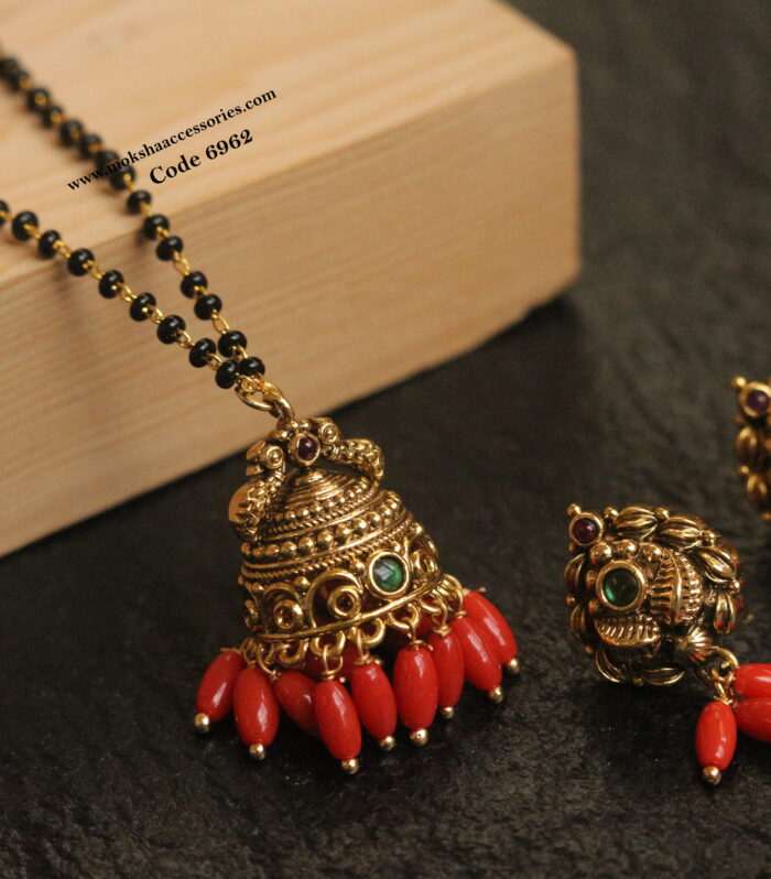 Antique jhumki pendant with black beads chain and earrings