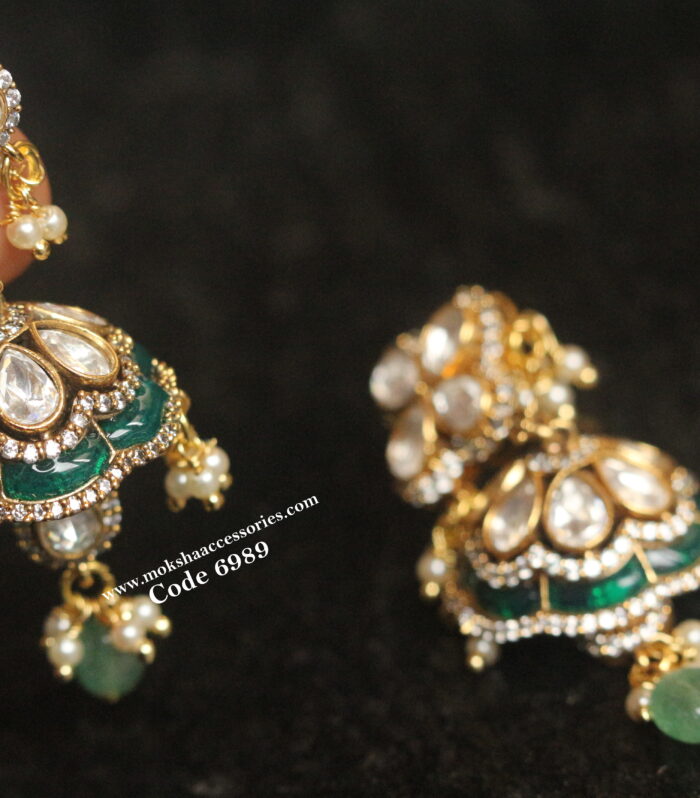 Emerald and kundan jhumki