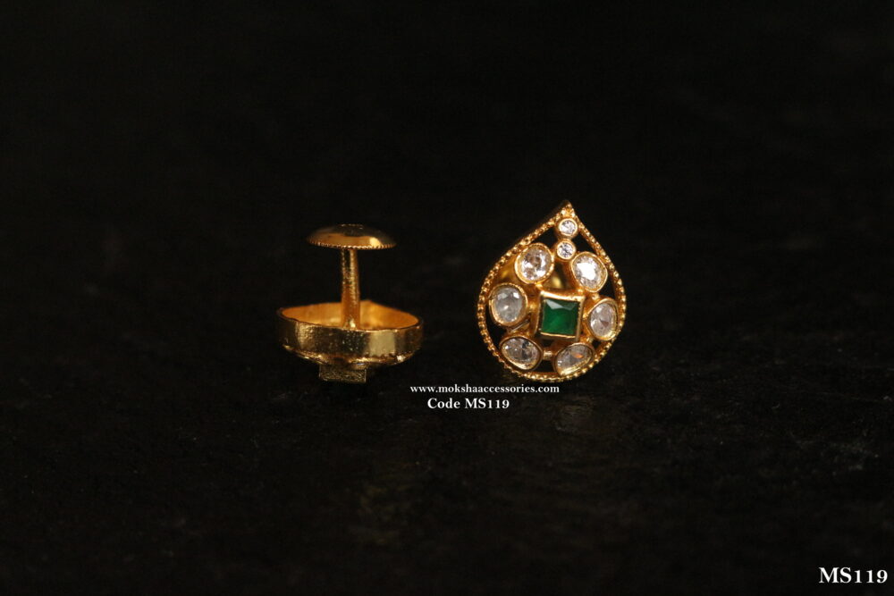 92.5 silver studs (4 Gms)