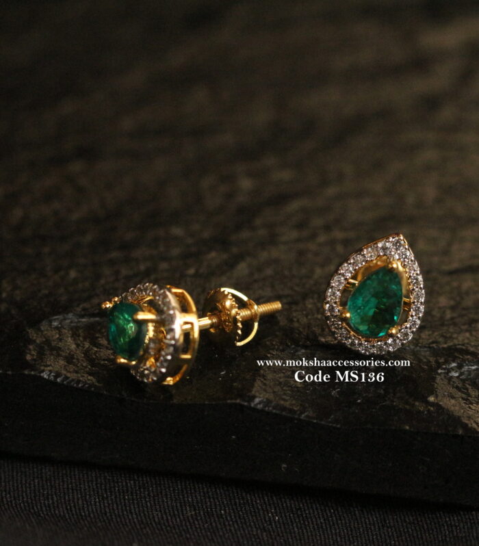 92.5 silver studs (2.7 Gms)