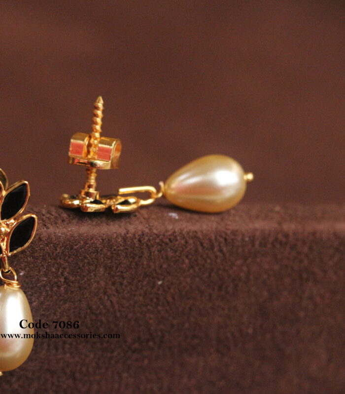 CZ earrings with sarvoski pearls