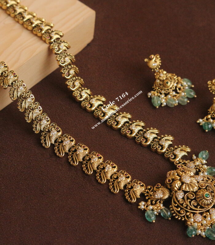Antique gold nakshi neckset