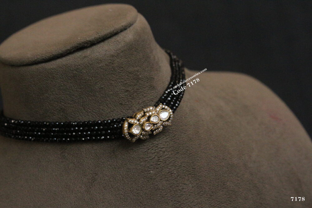 Lotus pendant with black beads choker