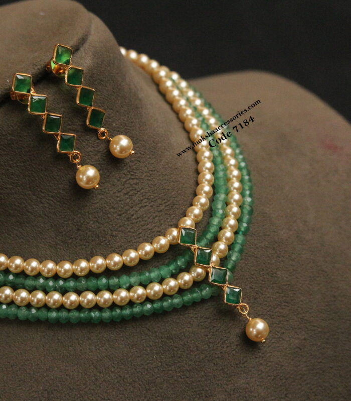 CZ pendant set with emerald and sarvoski pearl choker