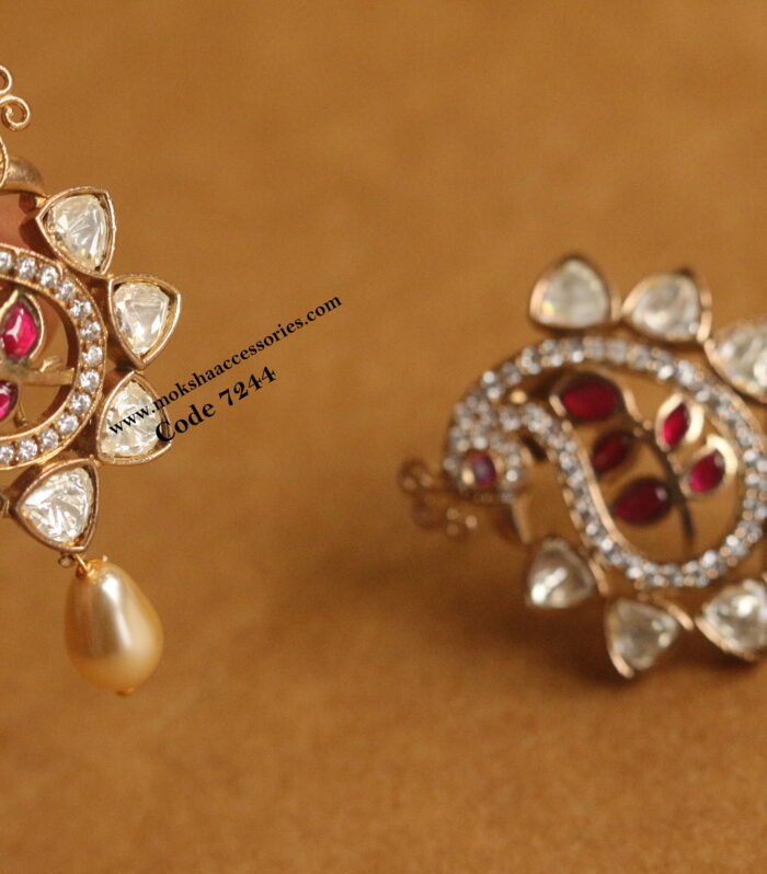 Jadaukundan earrings with pearl drop