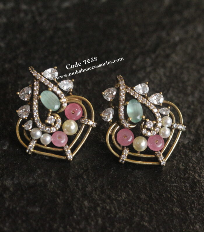 Multicolor beaded studs