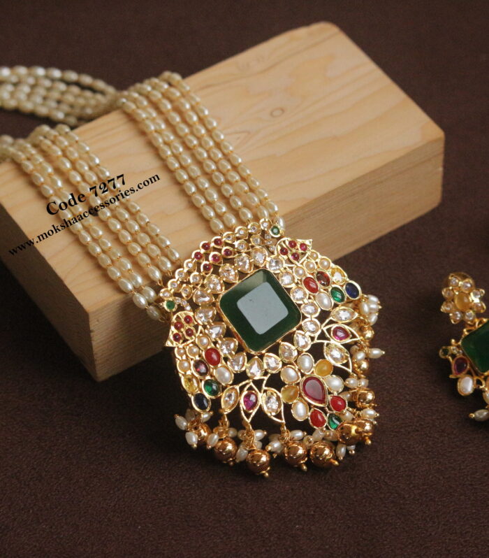 Navarathan pendant set with rice pearl chain