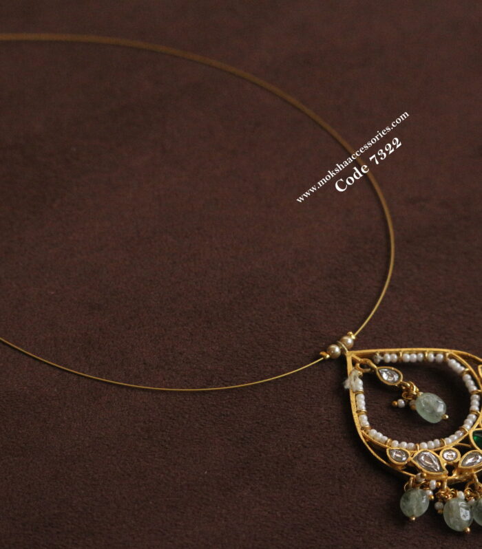 Invisible chain with kundan pendant