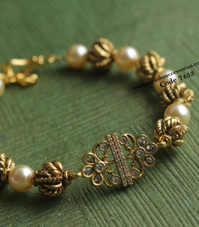 Antique kada with sarvoski pearls (All sizes available)