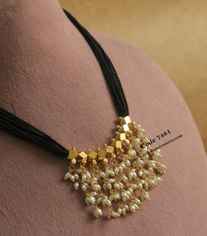 Rice pearl gold balls pendant with black beads