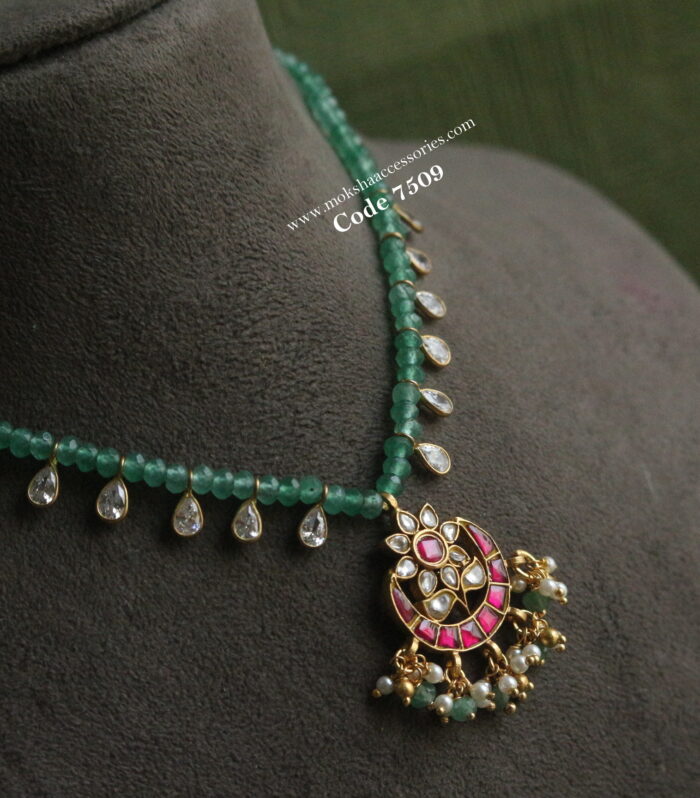 Jadaukundan pendant with emerald beads and cz drops