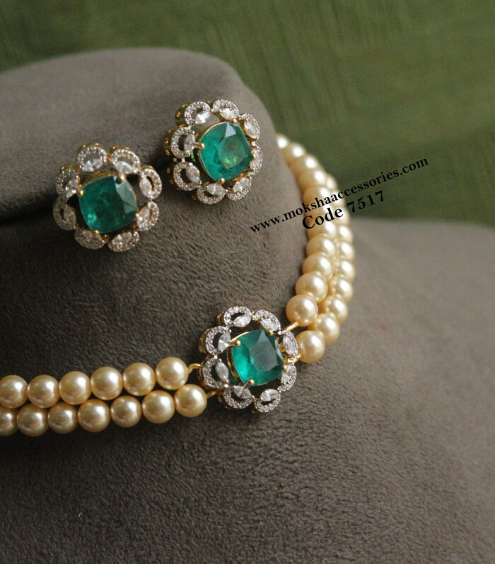 CZ Green stone pendant set with sarvoski pearl choker