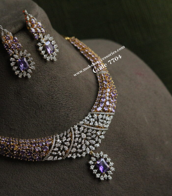Diamond alike neckset