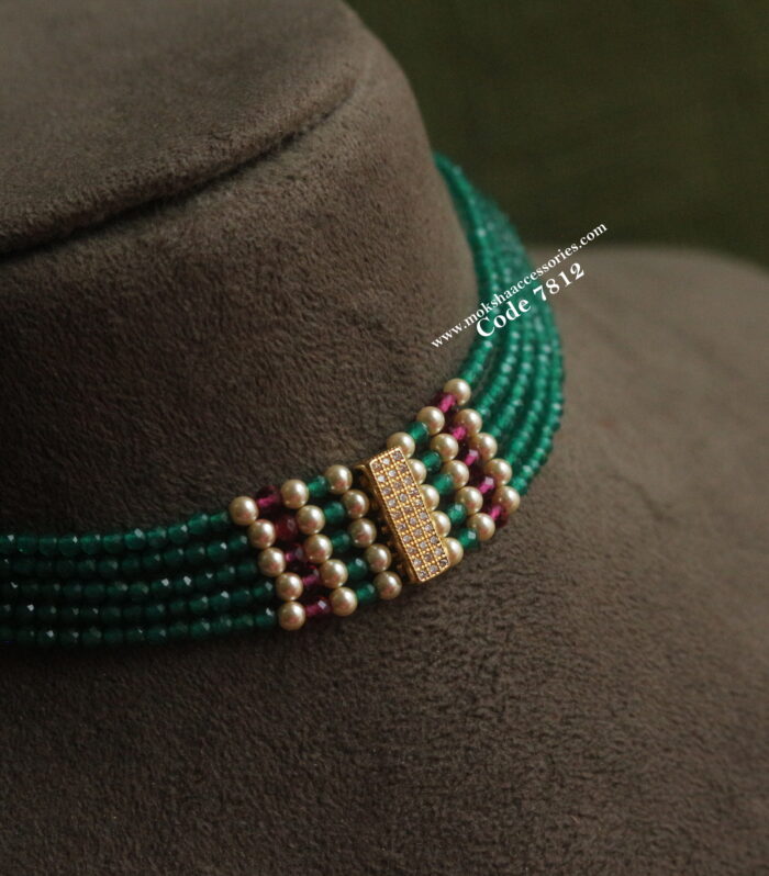 CZ pendant with green and sarvoski pearl choker