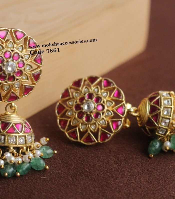 Jadaukundan jhumki with real emerald and pearl drops