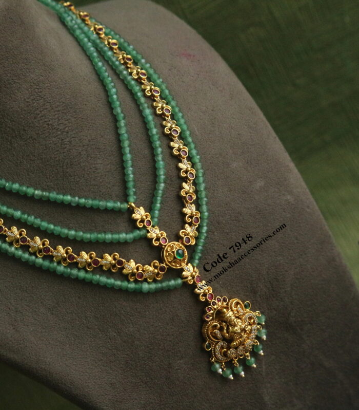 Antique gold with emerald beads mala