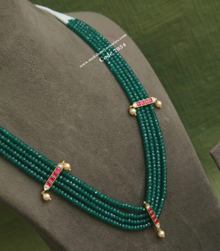 Emerald and pearl mala with jadaukundan pendants