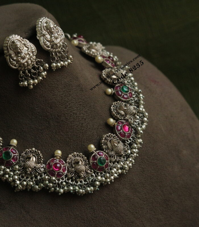 Oxidised silver neckset