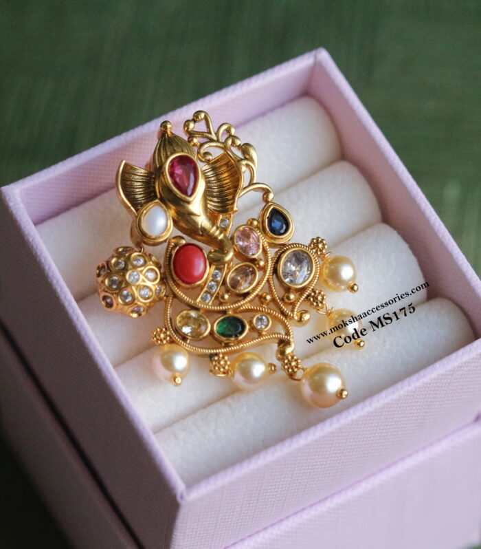 92.5 silver Ganesh navarathan pendant with back hook (12.7 gms)