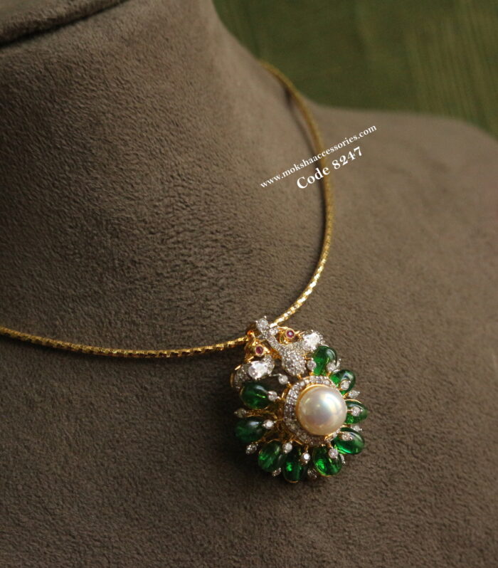 Gold hasli with CZ beaded pendant
