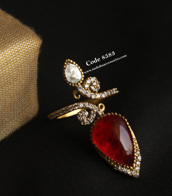 Adjustable finger ring