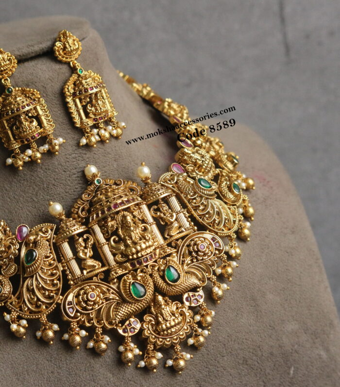 Antique gold nakshi neckset