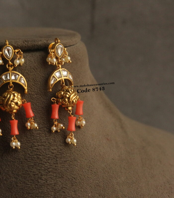 Jadaukundan earrings with real coral and pearl drops