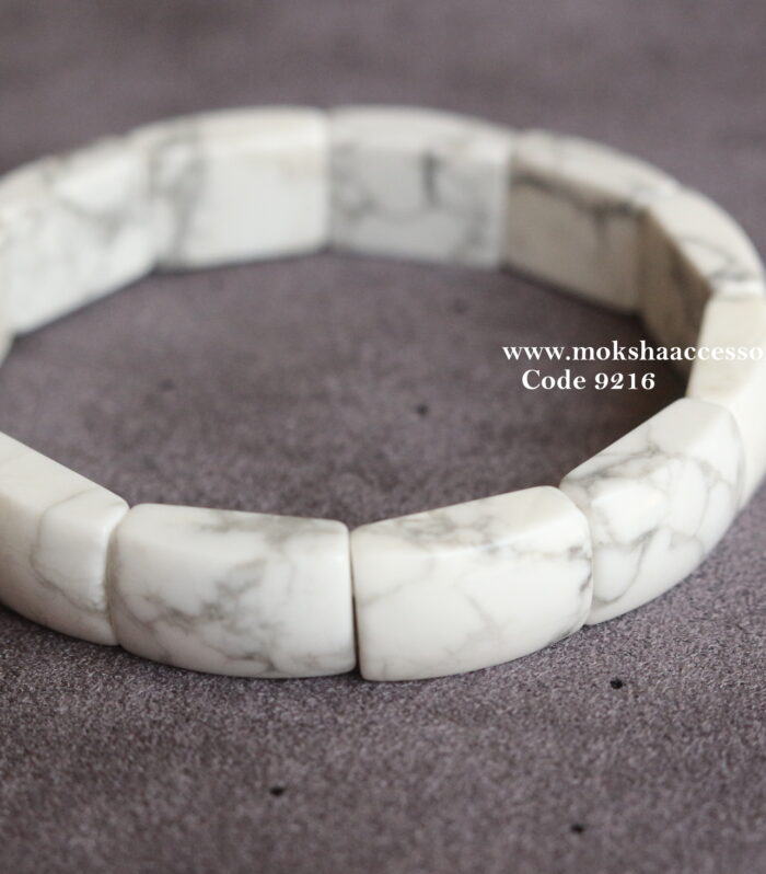 Tumbled stone bracelet