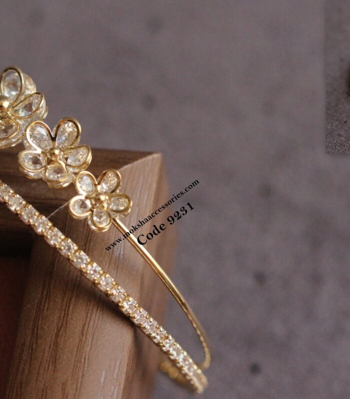 Diamond alike gold bracelet