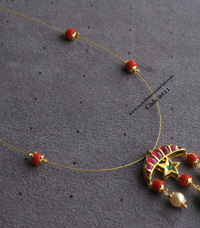 Jadaukundan pendant with invisible chain