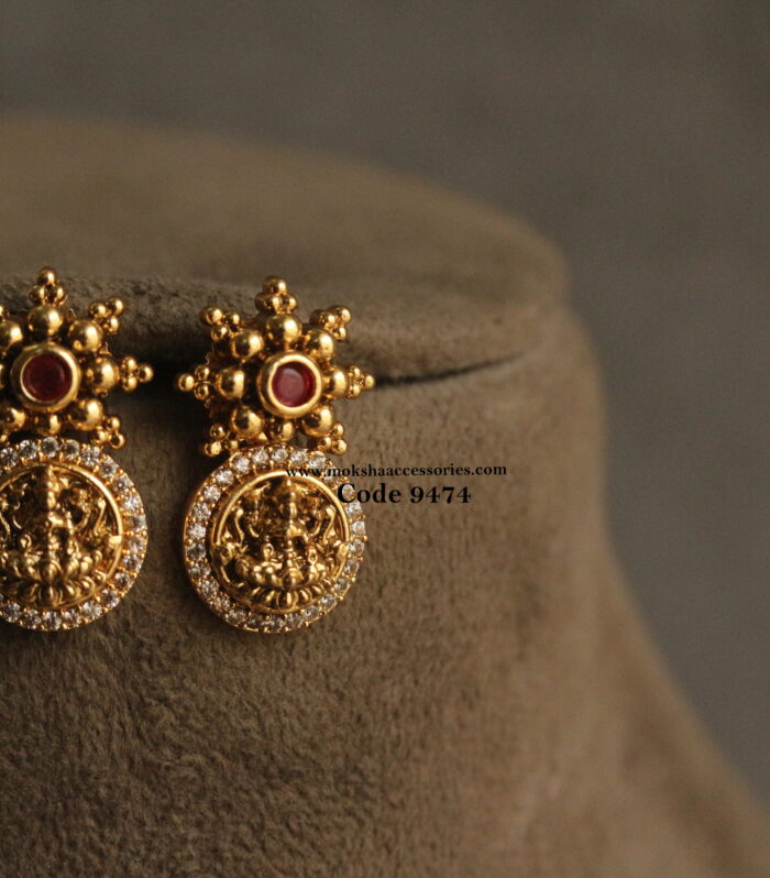 Kasu nakshi earrings