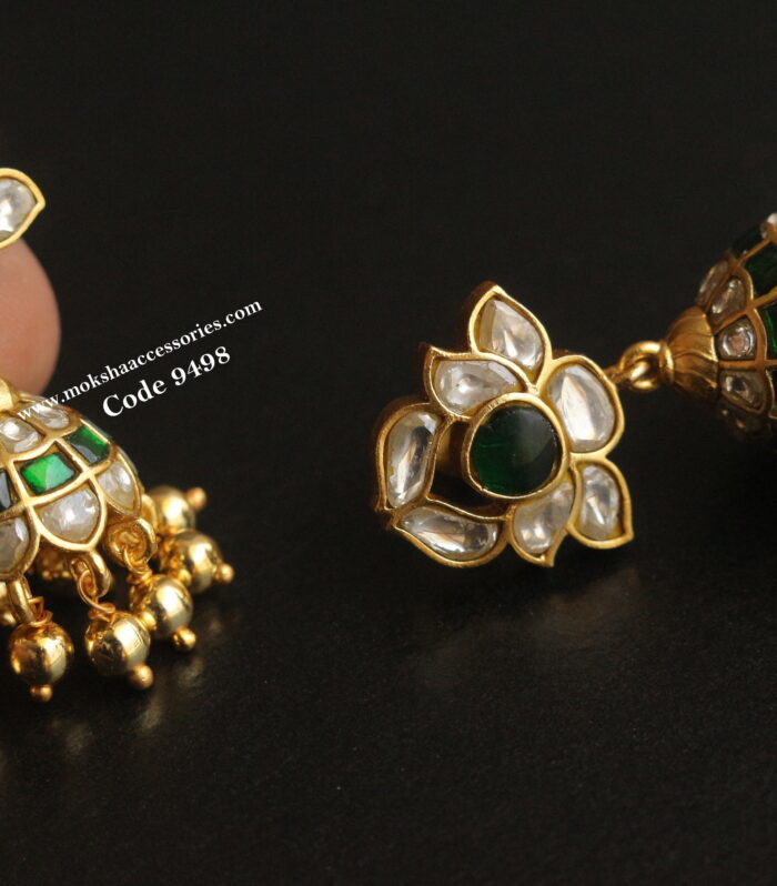 Jadaukundan jhumki with gold drops