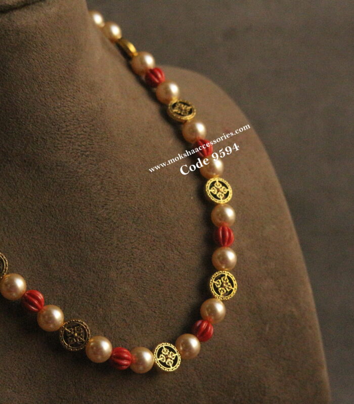 Coral , pearl and gold pendants mala