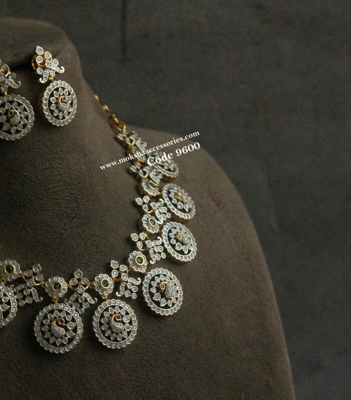 GJ stone bottu mala necklace