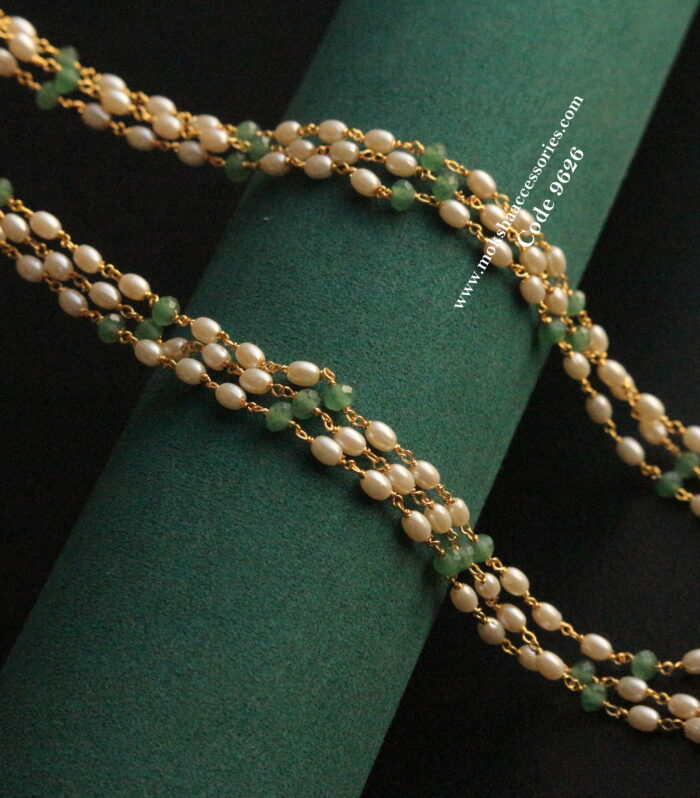 Emerald and rice pearl mala