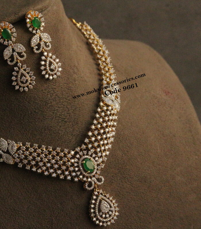 Diamond alike CZ neckset