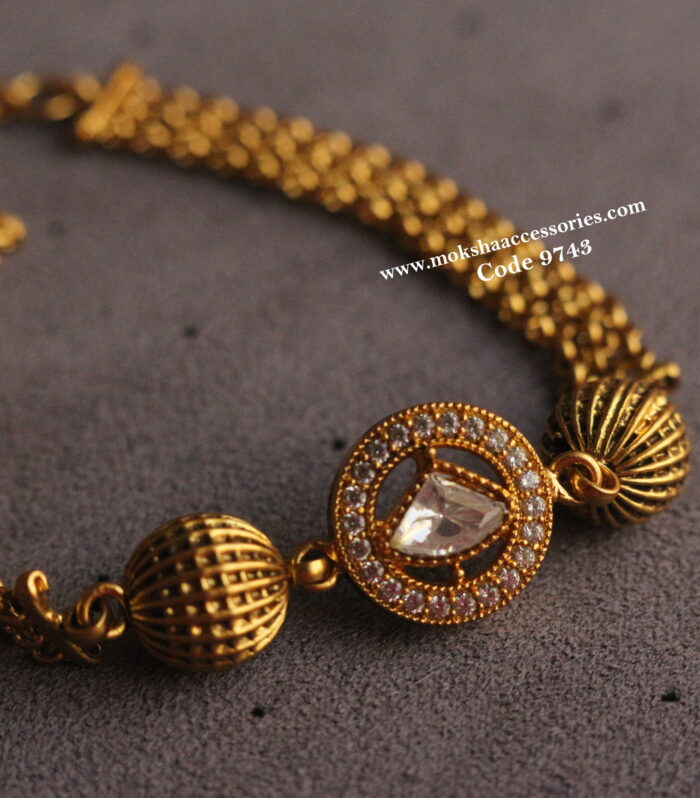 Mozonite stone adjustable bracelet