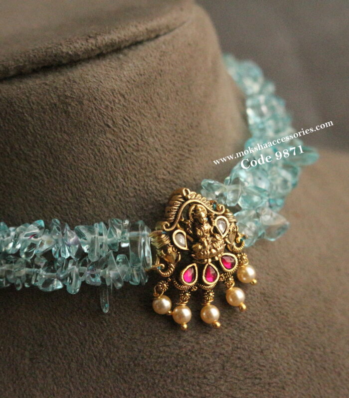 Jadaukundan pendant with emethyst quartz semi beads