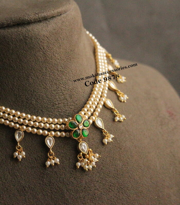 Jadaukundan pendant with real cz beads